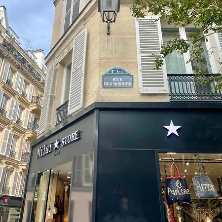 Coeur Du Marais-rue Des Rosiers Paris