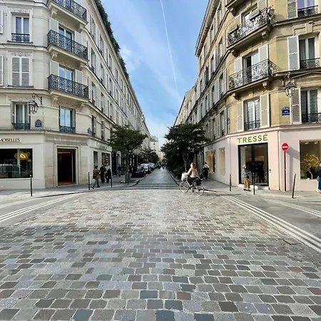 Coeur Du Marais-rue Des Rosiers Apartment Paris